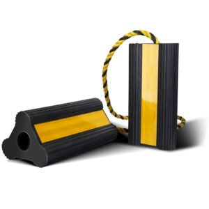 Heavy Duty Rubber Wheel Chocks Tire Chocks Wheel Immobilizers with Nylon Rope Yellow Reflective Stripes for RVs Trucks Trailers Small Airplanes - Image 2